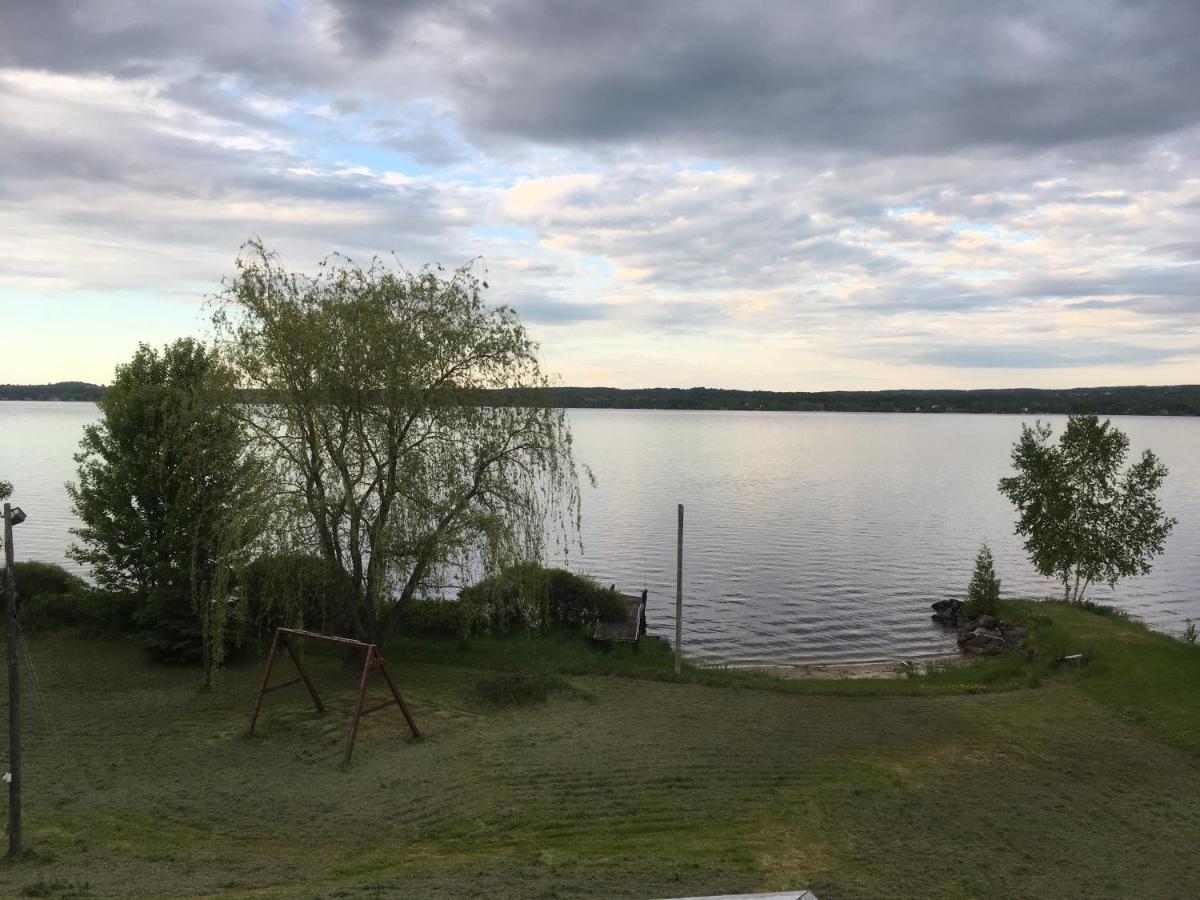 La Grange Sur Le Lac App A Et B Saint Romain Dış mekan fotoğraf