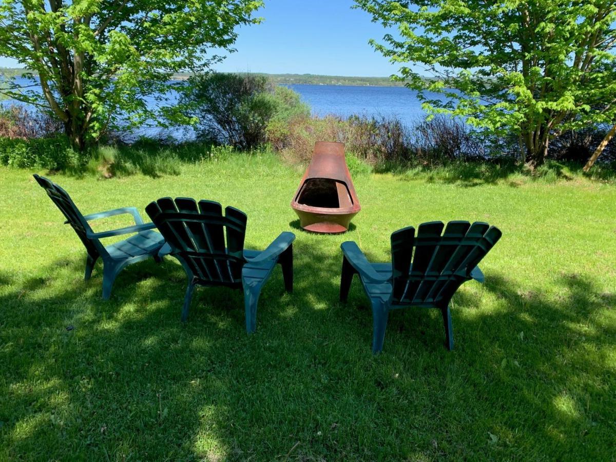 La Grange Sur Le Lac App A Et B Saint Romain Dış mekan fotoğraf